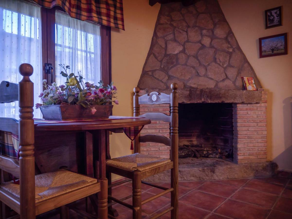 La Canada Del Valle Del Jerte Navaconcejo Exteriör bild